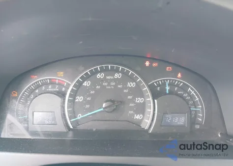 2012 Toyota Camry Le z USA, uszkodzony, nr VIN 4T4BF1FK2CR269105